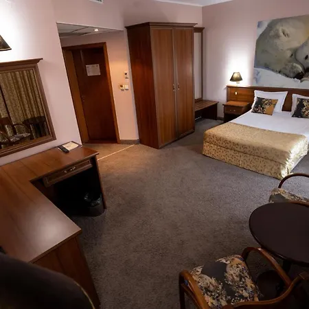 Bats Hotel 4*