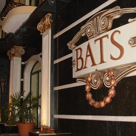 Bats 4*